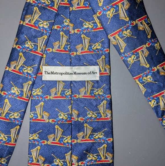 Vintage The Metropolitan Museum Of Art Musician Harp Silk Tie - Picture 3 of 4
